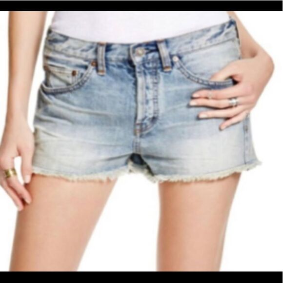 Free People Cut Off High Rise Frayed Camp Shorts - Picture 3 of 11